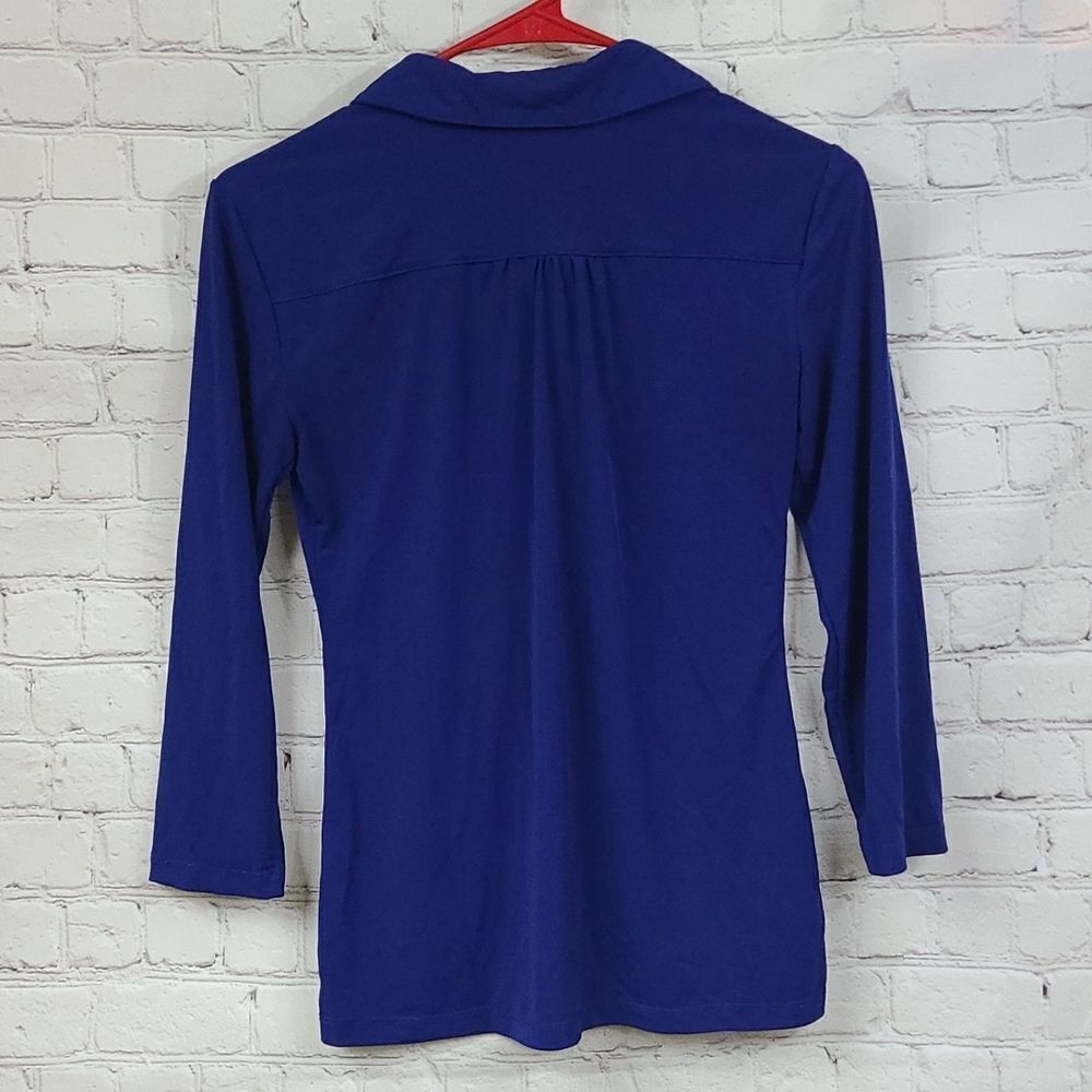 Carmen MarcĀ Valvo Royal Blue Blouse Women's Top XS Long 3/4 Sleeve CareerāBlouse - Picture 5 of 8